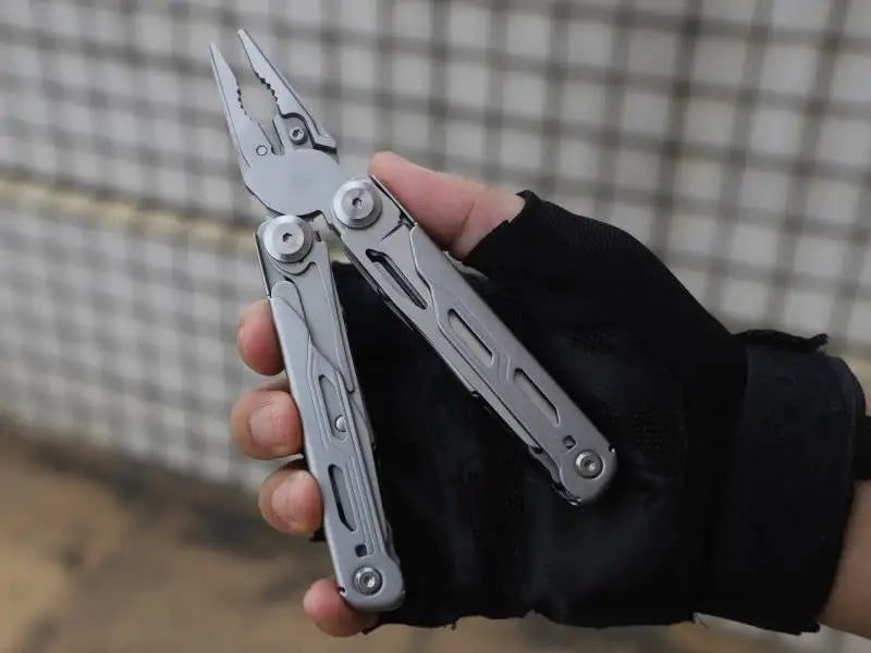 DL10 Emergency Plier Folding Knife Multitool Tactical Clamp Combination Survival Gear Clip Multifunctional Multi Tool