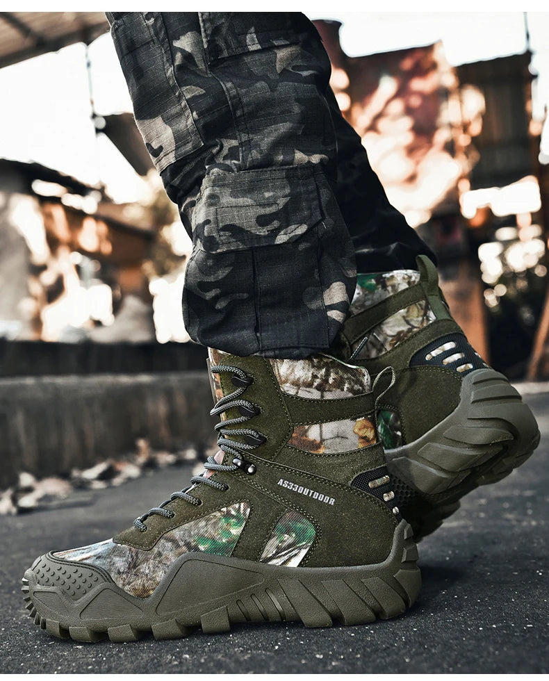 Men's Waterproof and Lightweight Hiking Boots