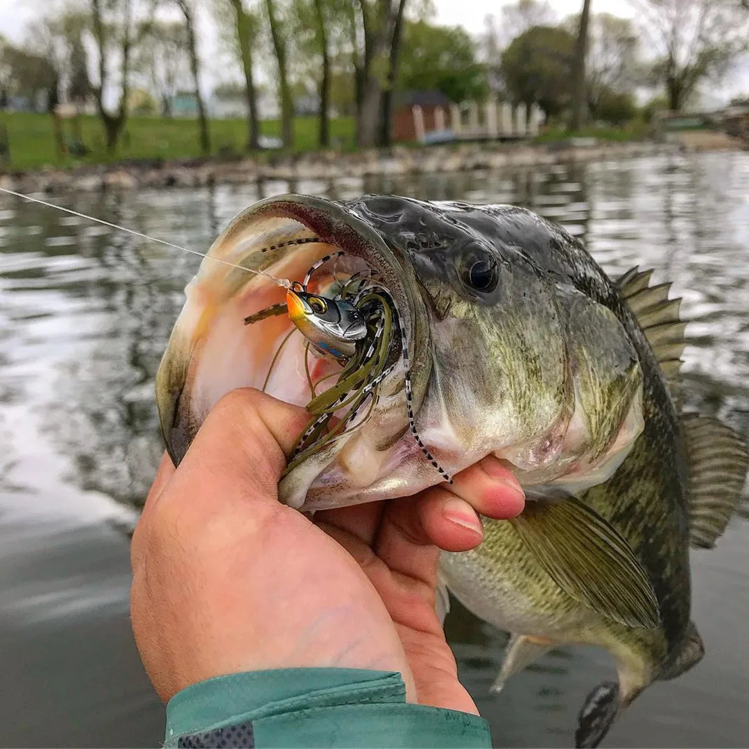13.5G Spinner Bait Bass Jig Chatter Bait Fishing Lure Chatterbait Fishing Kit Wobblers for Bass Fishing Tackle Fishing Spoon