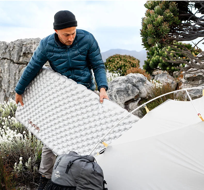 R-value5.8 Inflatable Sleeping Mattress Ultralight Portable Folding Warm Cushion Hiking Outdoor Camping Mat Bed Pad