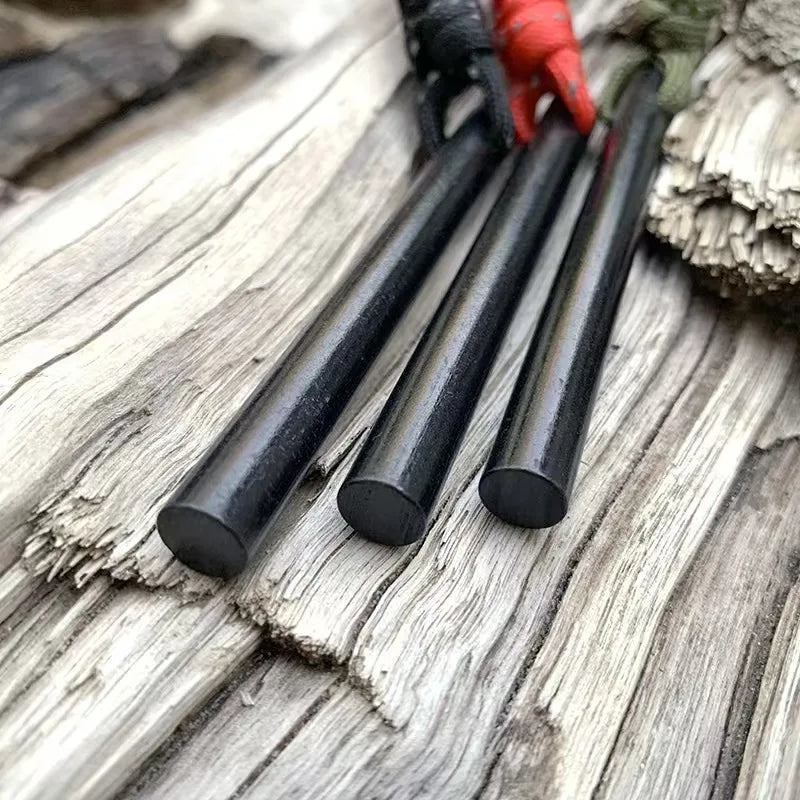 Outdoor Survival Fire Starter Multifunctional Ferrocerium Rod with Paracord & Scraper, Camping Emergency Flint Fire Steel